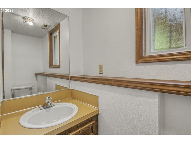 9940 Se 91ST Ave, Happy Valley, OR 97086