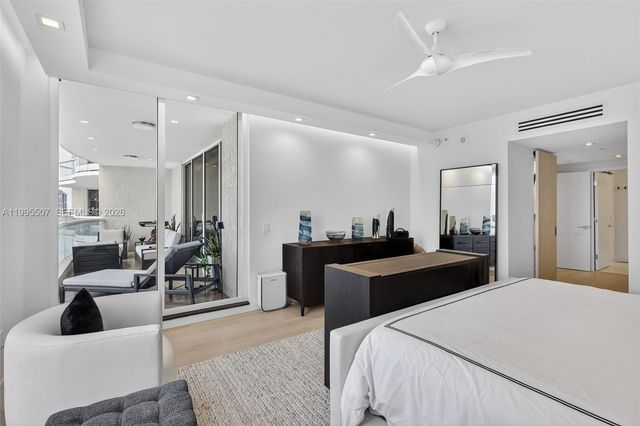 6000 Island Blvd 2102, Aventura, FL 33160