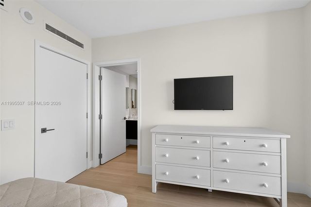 6000 Island Blvd 2102, Aventura, FL 33160