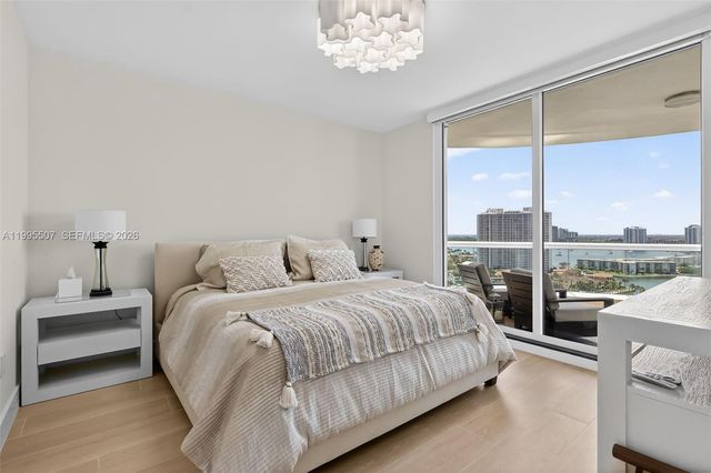 6000 Island Blvd 2102, Aventura, FL 33160