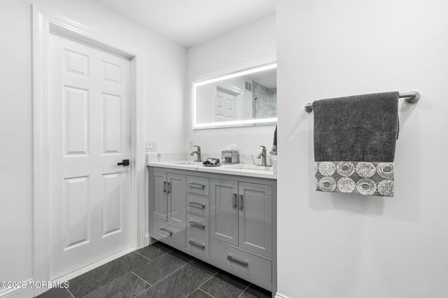 102 Marina Bay Court, Highlands, NJ 07732