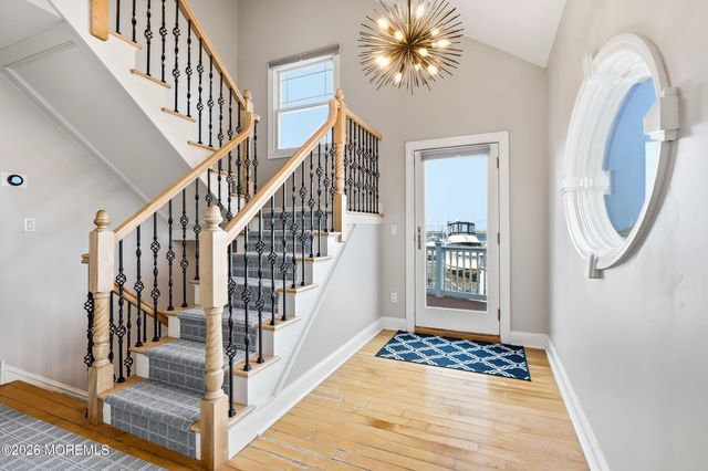 102 Marina Bay Court, Highlands, NJ 07732