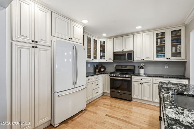 102 Marina Bay Court, Highlands, NJ 07732