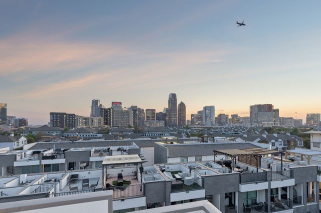 3030 Bryan Street 209, Dallas, TX 75204