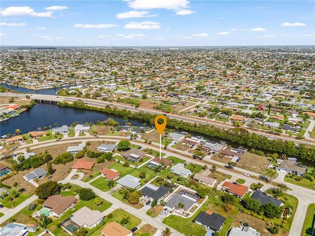 1220 Everest PKWY, Cape Coral, FL 33904