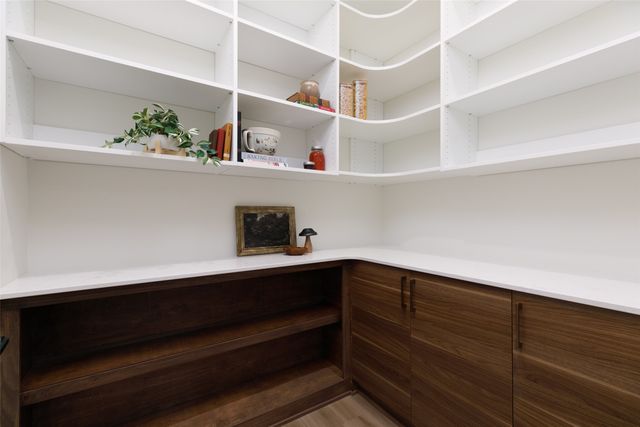 18239 Alderleaf Drive, Clive, IA 50325