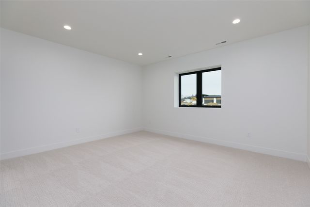 18239 Alderleaf Drive, Clive, IA 50325