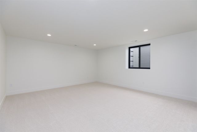 18239 Alderleaf Drive, Clive, IA 50325