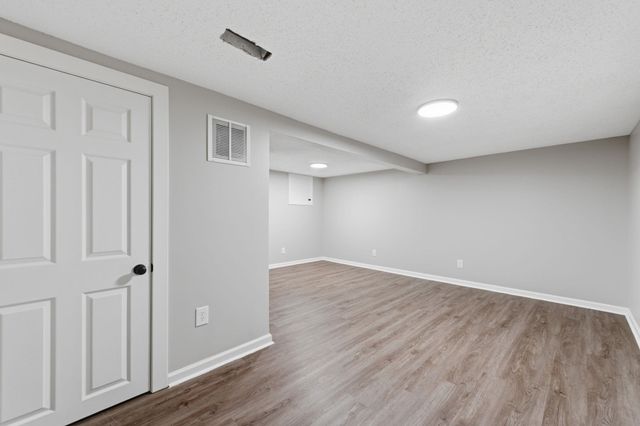 4621 S Laclede St, Wichita, KS 67217