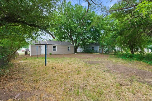 4621 S Laclede St, Wichita, KS 67217