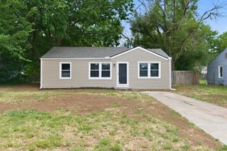 4621 S Laclede St, Wichita, KS 67217