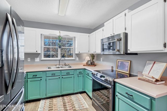 3107 Harrington Court, Maryville, TN 37803