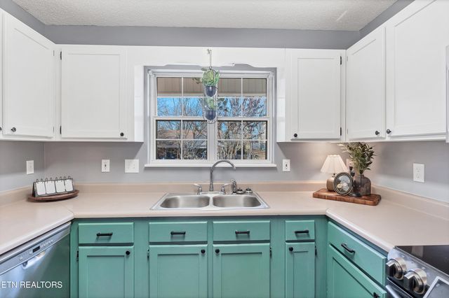 3107 Harrington Court, Maryville, TN 37803