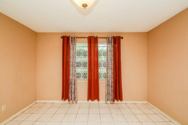 11810 Roandale Drive, Houston, TX 77048