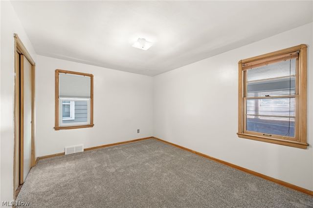 6009 Biddulph Road, Brooklyn, OH 44144