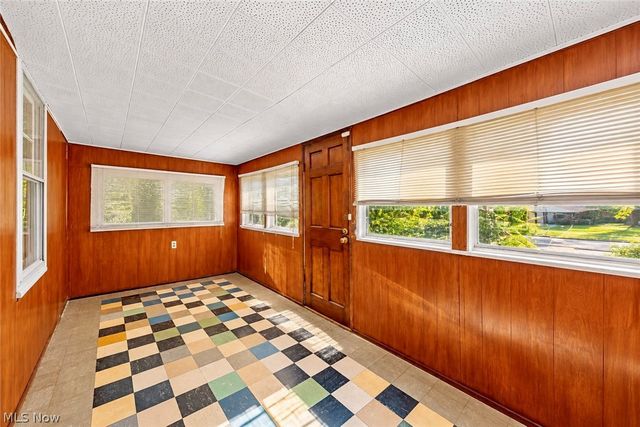 6009 Biddulph Road, Brooklyn, OH 44144