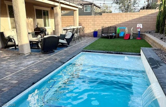 8679 Reynolds Spring Street, Las Vegas, NV 89178