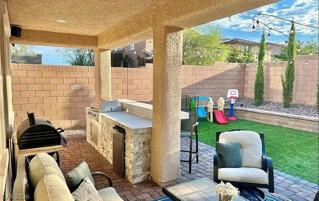 8679 Reynolds Spring Street, Las Vegas, NV 89178