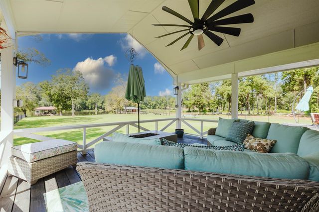 713 County Rd 3608, Bullard, TX 75757