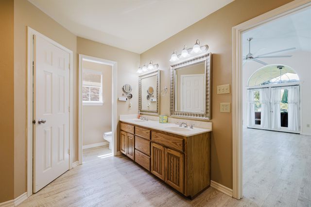 713 County Rd 3608, Bullard, TX 75757