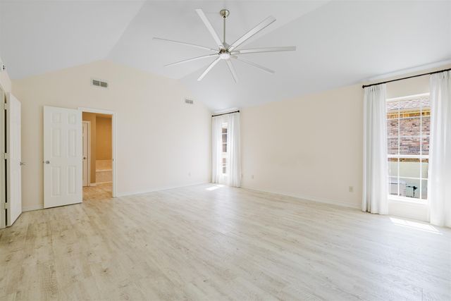 713 County Rd 3608, Bullard, TX 75757