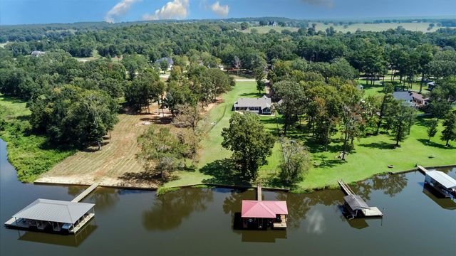 713 County Rd 3608, Bullard, TX 75757