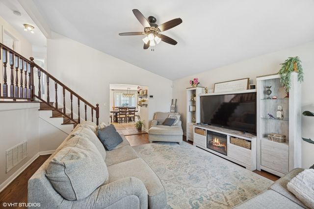 5175 W 88th Place, Oak Lawn, IL 60453