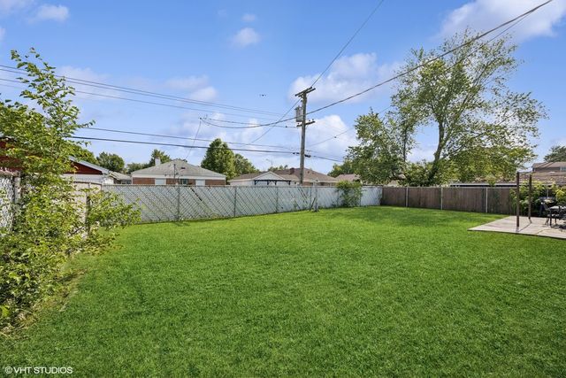 5175 W 88th Place, Oak Lawn, IL 60453