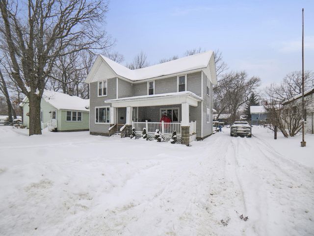 2102 Nelson Street, Manistee, MI 49660