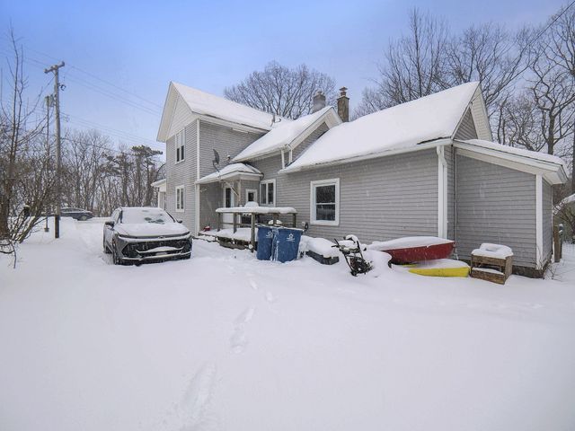 2102 Nelson Street, Manistee, MI 49660