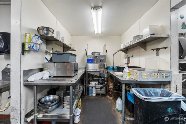 351 Park Avenue N, Renton, WA 98055