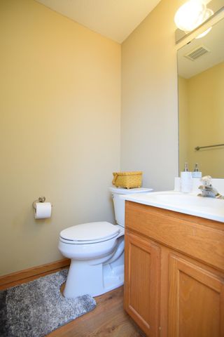 1388 Elmwood Avenue, Shakopee, MN 55379
