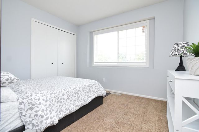 1388 Elmwood Avenue, Shakopee, MN 55379