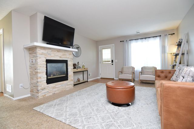1388 Elmwood Avenue, Shakopee, MN 55379