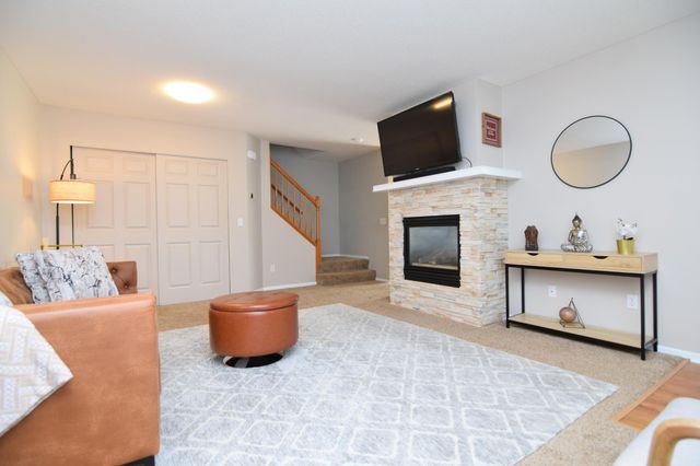 1388 Elmwood Avenue, Shakopee, MN 55379
