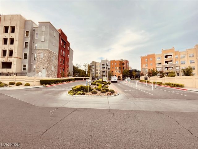 62 East Serene Avenue 115, Las Vegas, NV 89123