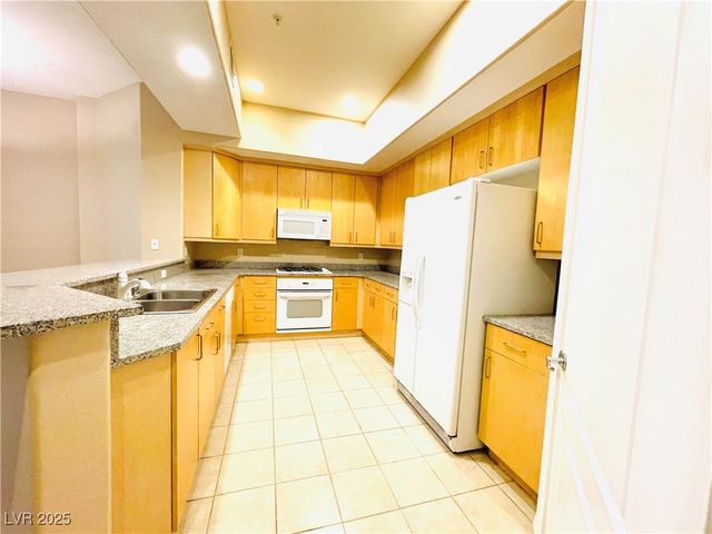 62 East Serene Avenue 115, Las Vegas, NV 89123