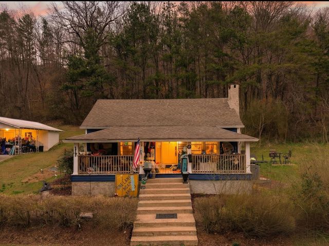 96 Harris Street, Graysville, GA 30726