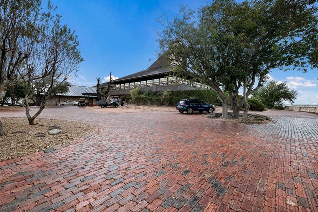 2784 Indian Wells Dr, San Antonio, TX 78028