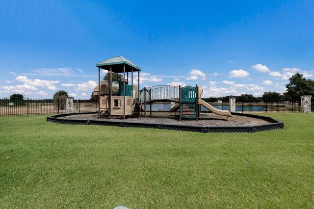 2784 Indian Wells Dr, San Antonio, TX 78028