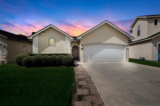 2784 Indian Wells Dr, San Antonio, TX 78028