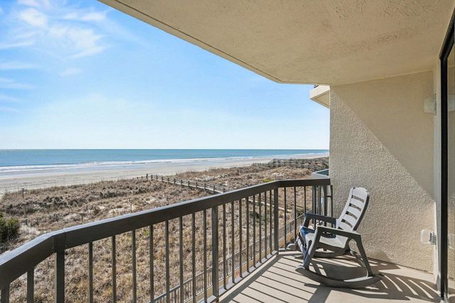 1015 S Ocean Blvd Unit 301, North Myrtle Beach, SC 29582