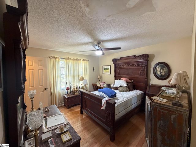 504 Hillpine Drive, Simpsonville, SC 29681