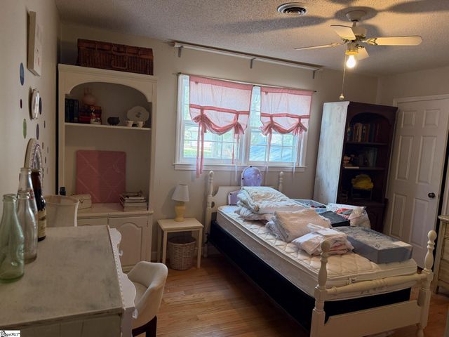504 Hillpine Drive, Simpsonville, SC 29681