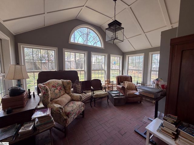 504 Hillpine Drive, Simpsonville, SC 29681