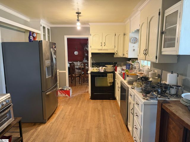 504 Hillpine Drive, Simpsonville, SC 29681