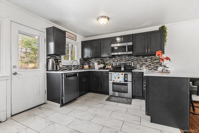 8 Carol Court, Croton-on-hudson, NY 10520