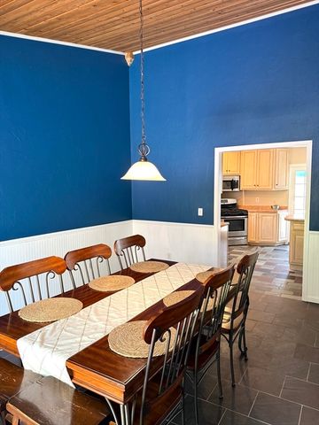 1511 Dunhamtown Brimfield Rd, Brimfield, MA 01010