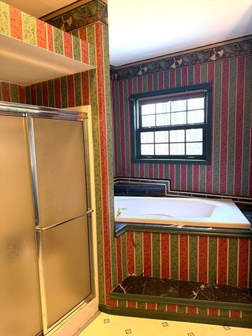 1511 Dunhamtown Brimfield Rd, Brimfield, MA 01010
