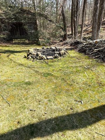 1511 Dunhamtown Brimfield Rd, Brimfield, MA 01010
